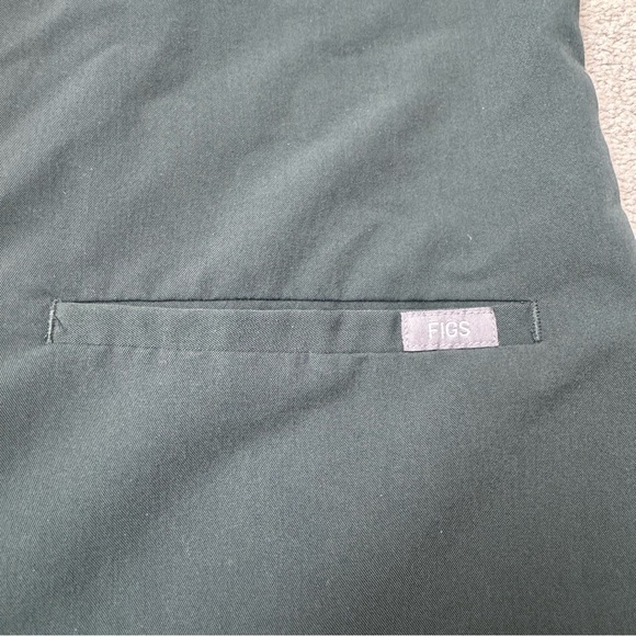 Fig Casma Three-Pocket Scrub Top Size XL GUC Technical Collection - Picture 9 of 12